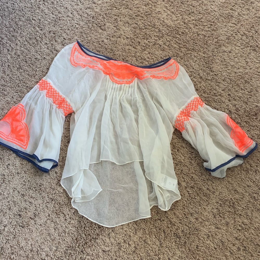 Creme See Through Flowy armed top